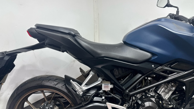 (23MY) Honda CB125R